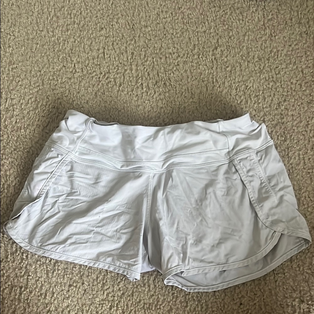 Lululemon Athletica White Athletic Shorts Lightweight Mid-Thigh